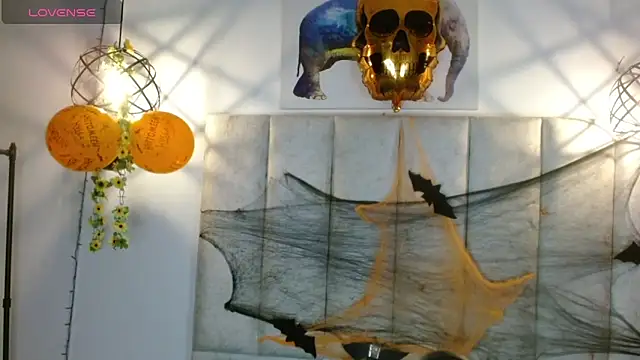 antonella rosecs online show from 24, 10, 2025