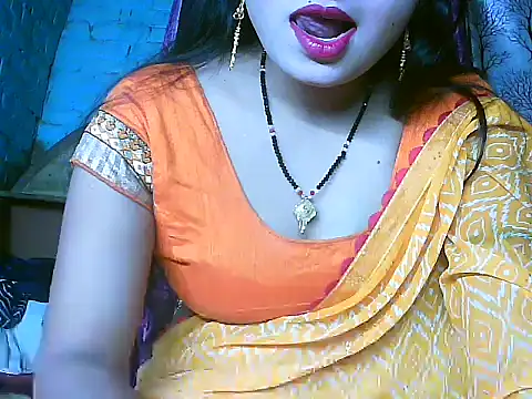 Snapshot of diksha--s chatting on 11, 11, 2025 diksha--s online show from 11, 11, 2025