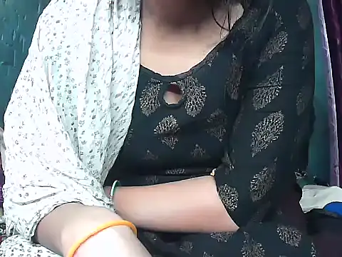 Snapshot of diksha--s chatting on 20, 12, 2025 diksha--s online show from 20, 12, 2025