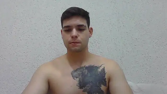 Snapshot of Zure-xxx chatting on 8, 7, 2026 Zure-xxx online show from 8, 7, 2026