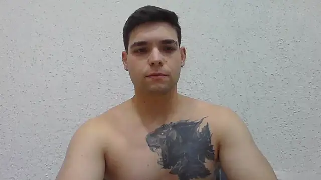 Snapshot of Zure-xxx chatting on 13, 7, 2026 Zure-xxx online show from 13, 7, 2026