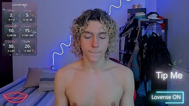 Lyric Mirage online show from 22, 12, 2025