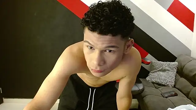 Billi TillXX online show from 24, 10, 2025
