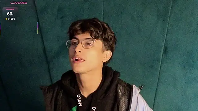 Aaron Eze online show from 23, 10, 2025