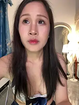 littlesluttycat online show from 16, 6, 2026