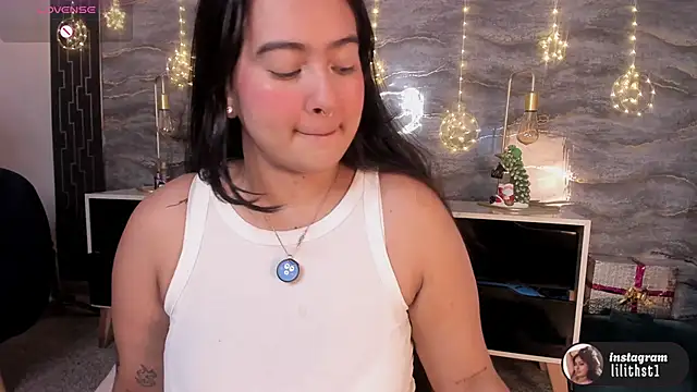 lilithst  online show from 6, 1, 2026