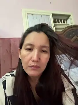 Bigtitsass81 online show from 21, 3, 2026