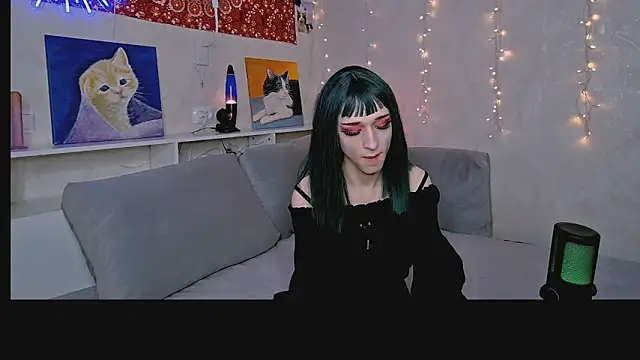 Snapshot of whoalexxa chatting on 15, 11, 2025 whoalexxa online show from 15, 11, 2025