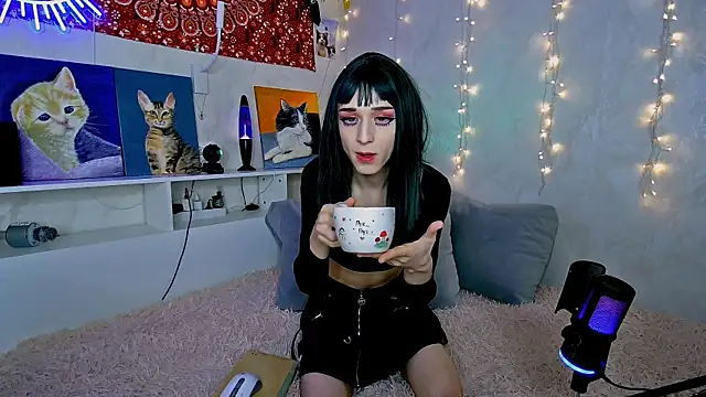 Snapshot of whoalexxa chatting on 30, 11, 2025 whoalexxa online show from 30, 11, 2025