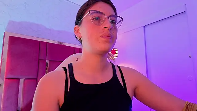 moon winy online show from 29, 6, 2026