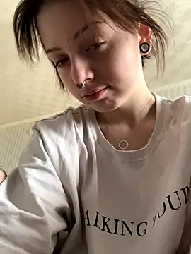 Snapshot of AnmiXHot chatting on 17, 10, 2025 AnmiXHot online show from 17, 10, 2025