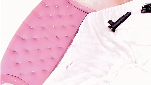 Snapshot of naughty_sweet_girls_sexts chatting on 1, 11, 2025 naughty sweet girls sexts online show from 1, 11, 2025