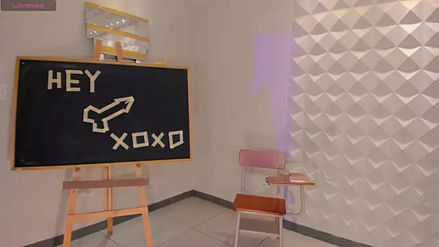 Snapshot of ScarlettBlaze_ chatting on 31, 10, 2025 ScarlettBlaze online show from 31, 10, 2025