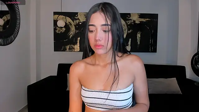 ScarlettBlaze  online show from 5, 12, 2025