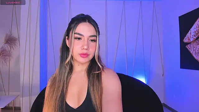 AnnieMonroe1 online show from 16, 12, 2025