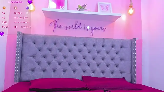 Sophiia 77 online show from 20, 3, 2026