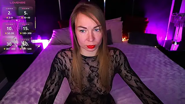 VixenMuse online show from 9, 4, 2026