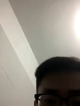 Snapshot of liamhn2k4 chatting on 16, 10, 2025 liamhn2k4 online show from 16, 10, 2025