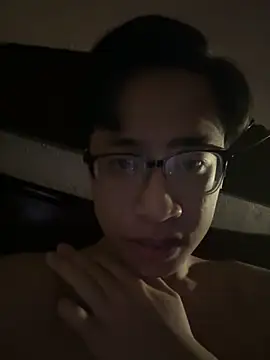 Snapshot of liamhn2k4 chatting on 12, 2, 2026 liamhn2k4 online show from 12, 2, 2026