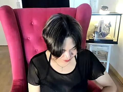 Snapshot of GoldenTs69 chatting on 20, 10, 2025 GoldenTs69 online show from 20, 10, 2025