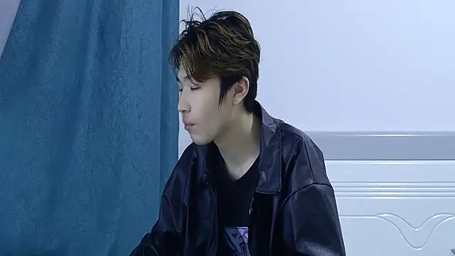 Stuffy-111 online show from 7, 4, 2026