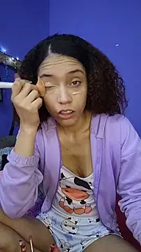 Snapshot of Luna-Vixen1 chatting on 28, 11, 2025 Luna-Vixen1 online show from 28, 11, 2025