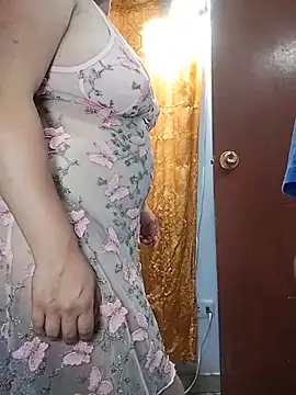 laurita goloza39 online show from 15, 12, 2025