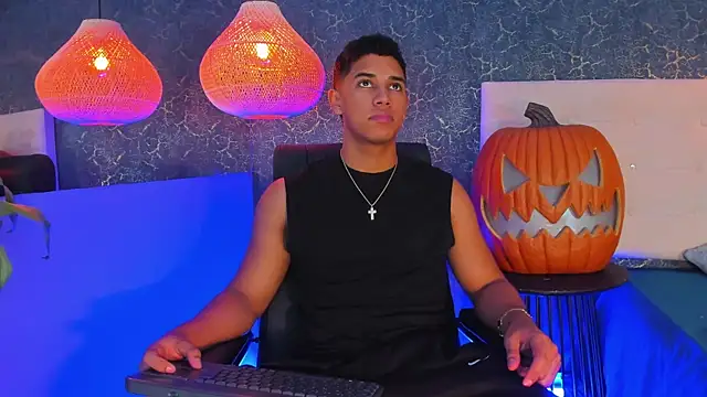 Zayne cross online show from 22, 10, 2025