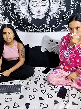 emily n abby online show from 14, 5, 2026