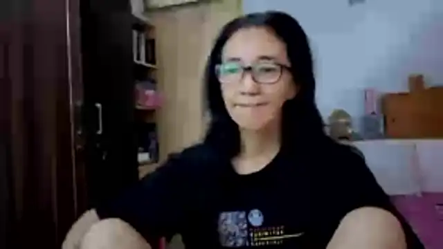 Snapshot of princessD077 chatting on 9, 2, 2026 princessD077 online show from 9, 2, 2026