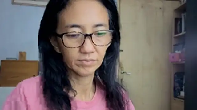 Snapshot of princessD077 chatting on 27, 2, 2026 princessD077 online show from 27, 2, 2026