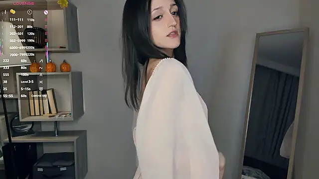 ClarissaMaheia online show from 8, 2, 2026