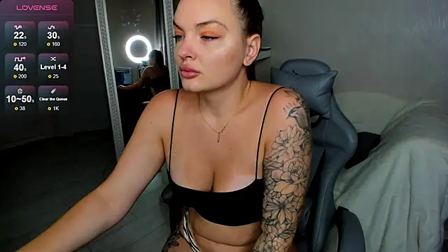 LeyaKale online show from 25, 10, 2025