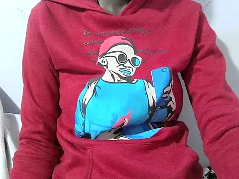 heloraniah online show from 5, 3, 2026