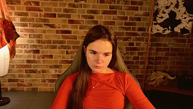 May Bloom online show from 18, 11, 2025