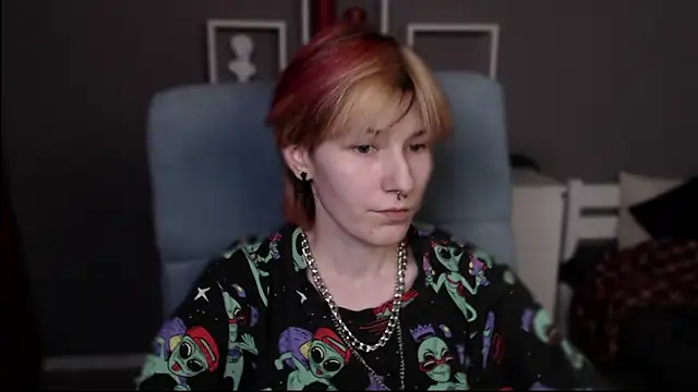 guitarandangell online show from 9, 4, 2026