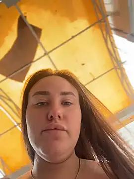 KiraSunshine online show from 9, 7, 2026