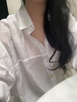Minhee22 online show from 11, 11, 2025