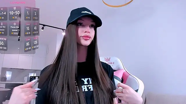 khloeforever online show from 4, 2, 2026