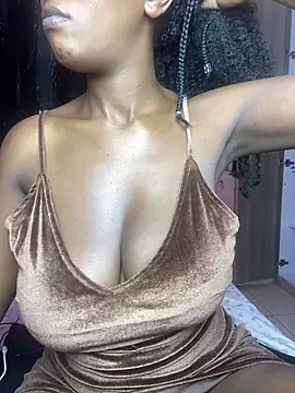 Snapshot of dime213 chatting on 23, 3, 2026 dime213 online show from 23, 3, 2026