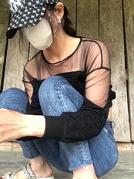 Kylie beem online show from 4, 3, 2026