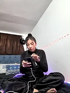 ShareeBax  online show from 25, 10, 2025
