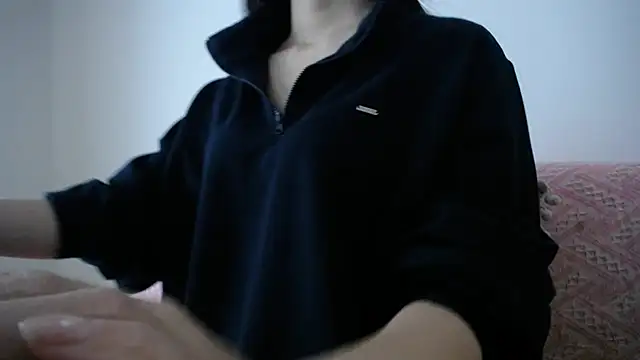 Snapshot of winterr12 chatting on 31, 10, 2025 winterr12 online show from 31, 10, 2025