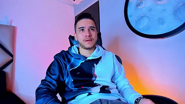 mike 257 online show from 22, 11, 2025