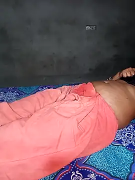 Hot cauple indian online show from 11, 5, 2026