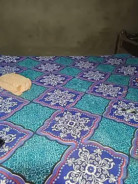 Hot cauple indian online show from 21, 5, 2026