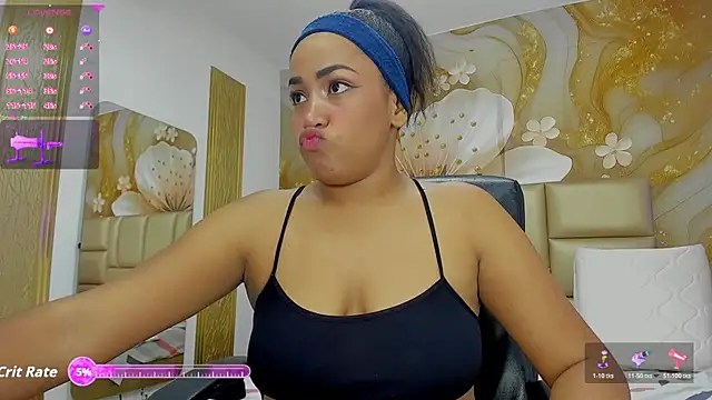 NahomiWalker  online show from 18, 11, 2025