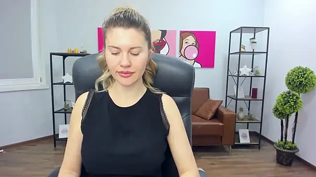 Snapshot of AryaAltkerer chatting on 3, 2, 2026 AryaAltkerer online show from 3, 2, 2026