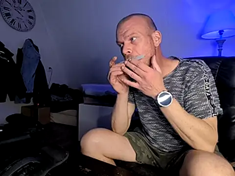 Kinky Play1 online show from 30, 3, 2026