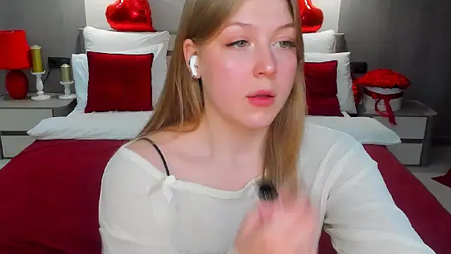 Stella Light online show from 27, 2, 2026